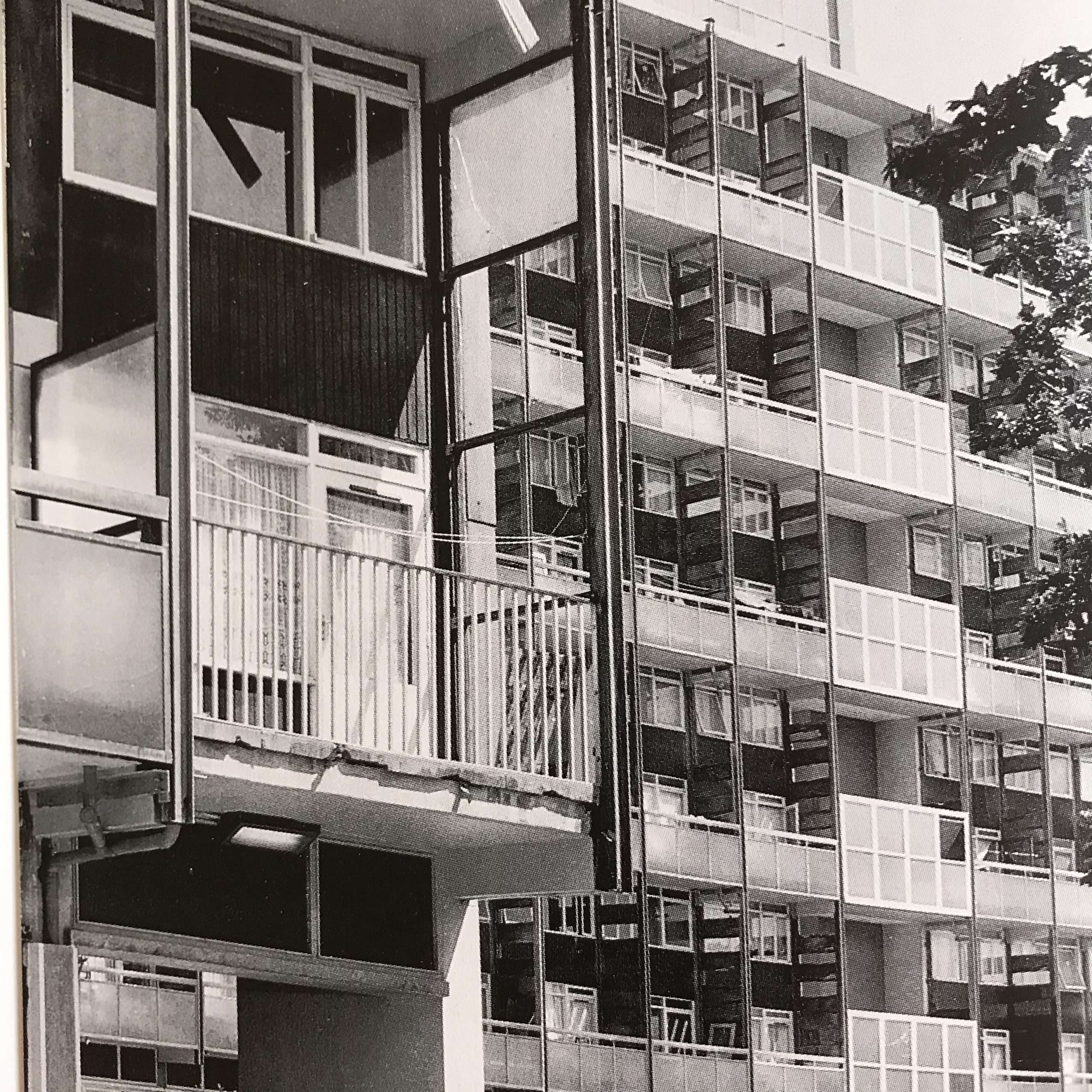 Tower Block: Modern Public Housing in England, Scotland, Wales and Northern Ireland (The Paul Mellon Centre for Studies in British Art) - Image 2