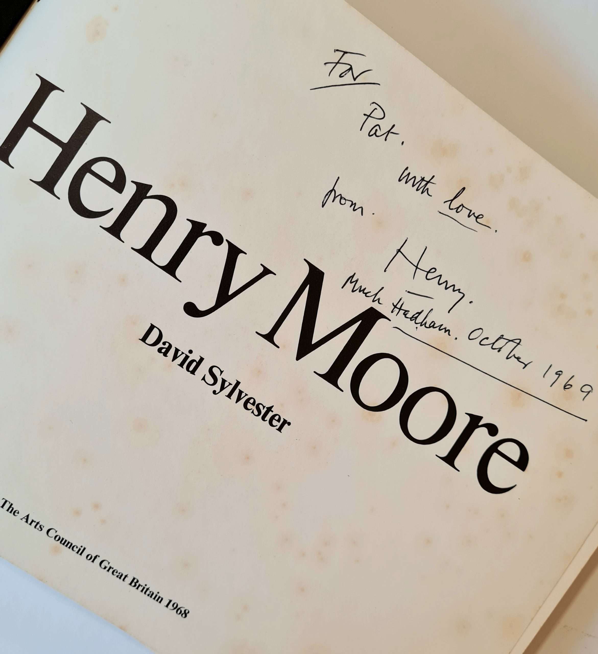 Henry Moore (1968) (Signed by Henry Moore) - Image 2