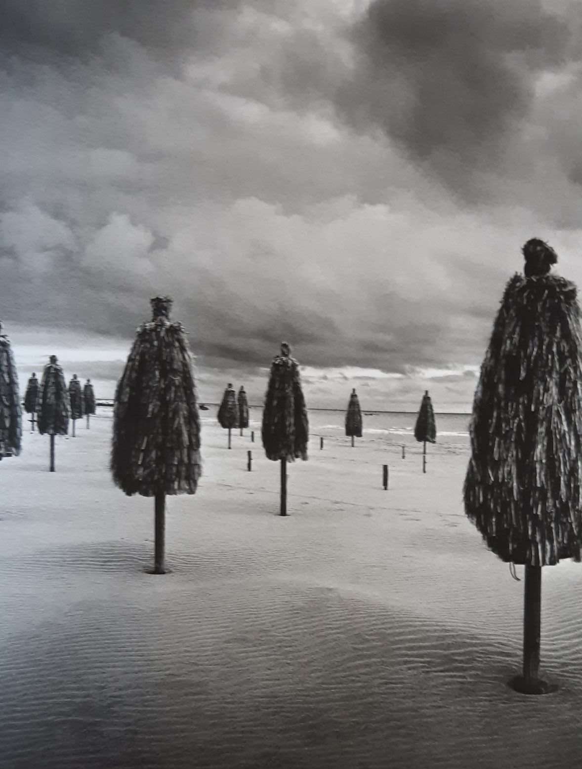 Abruzzo: Photographs by Michael Kenna (2017) - Image 3