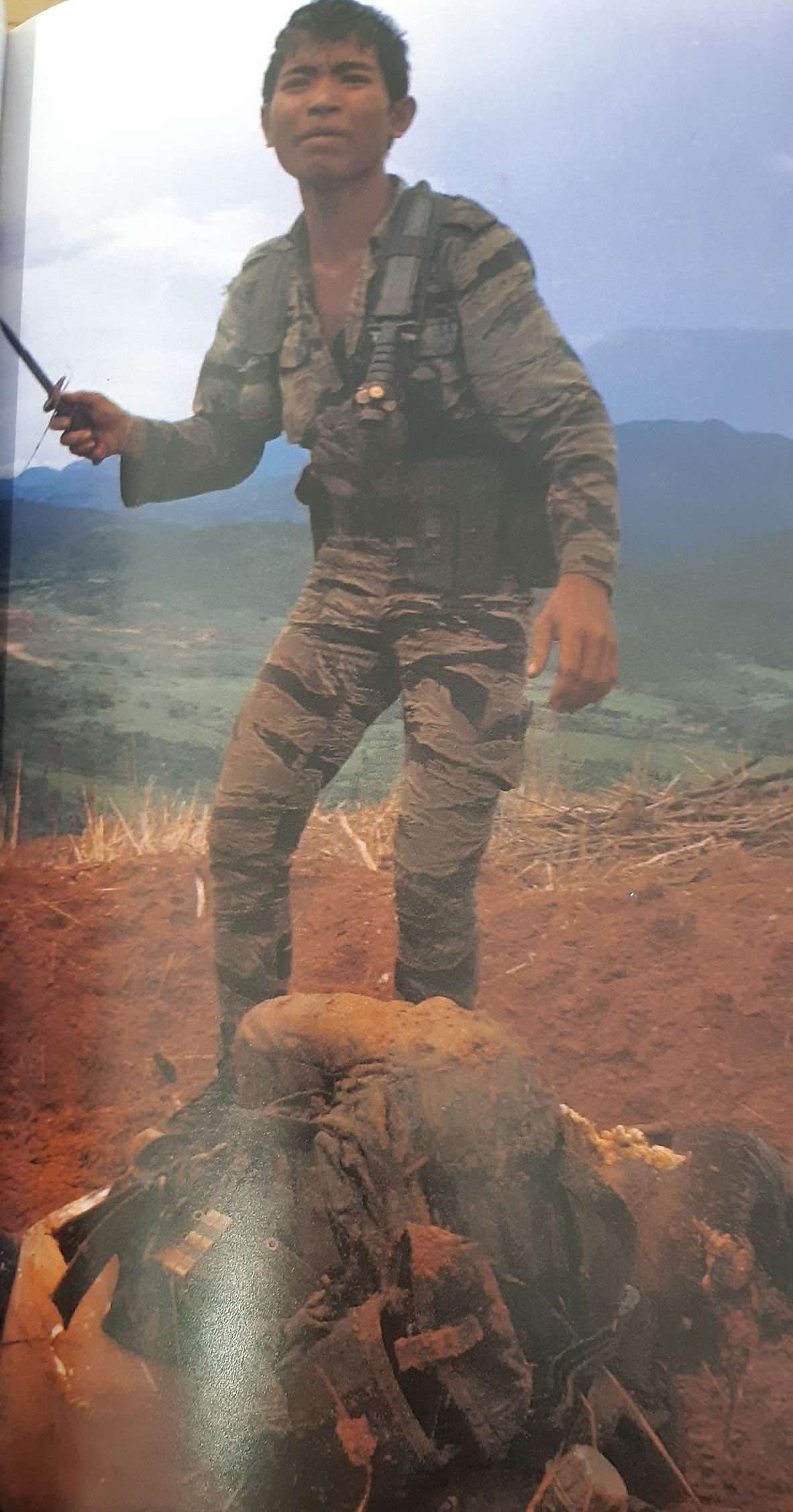 Requiem: By the Photographers Who Died in Vietnam and Indochina (SIGNED) - Image 4