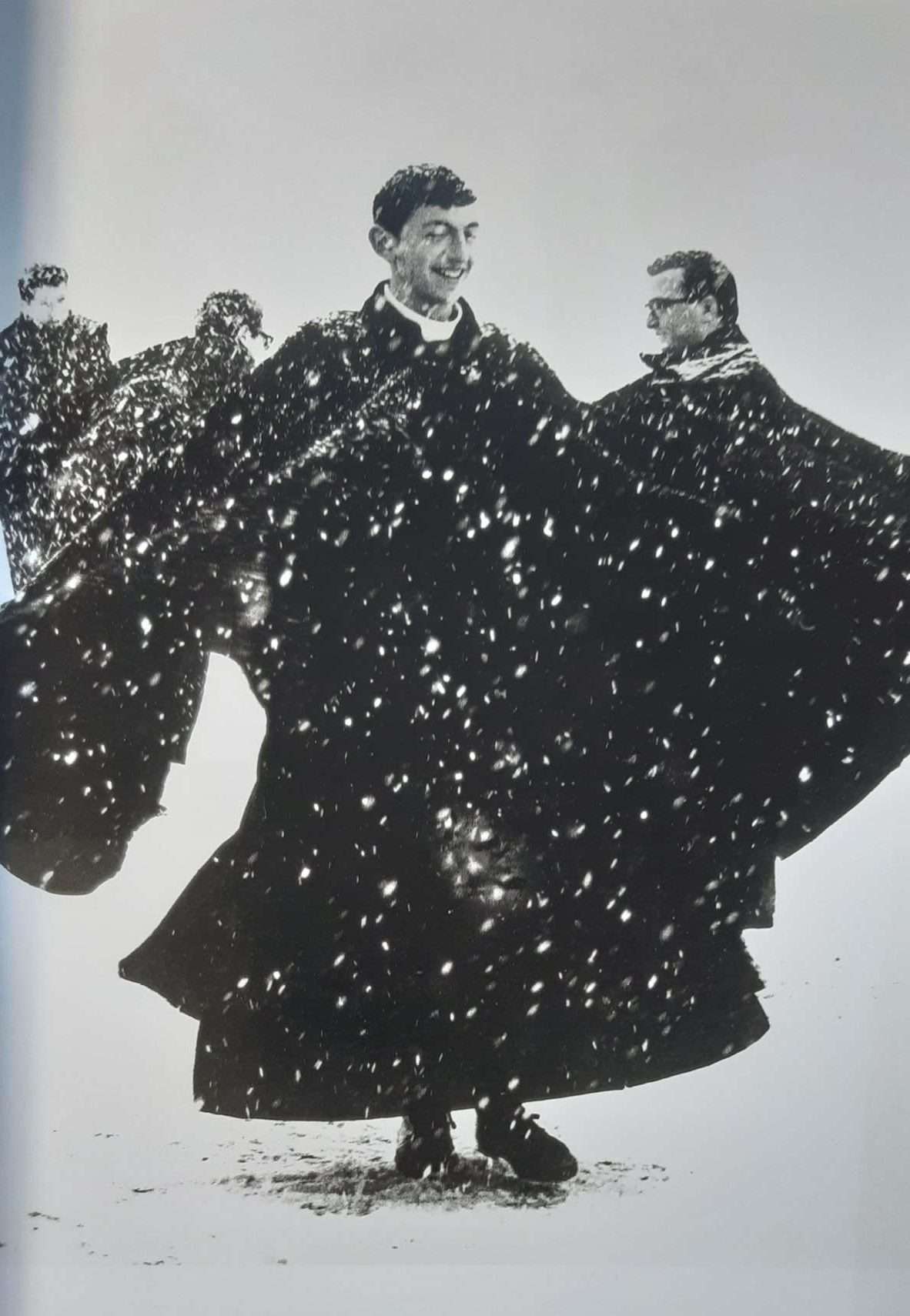 Mario Giacomelli: The Black is Waiting for the White (2009) - Image 4