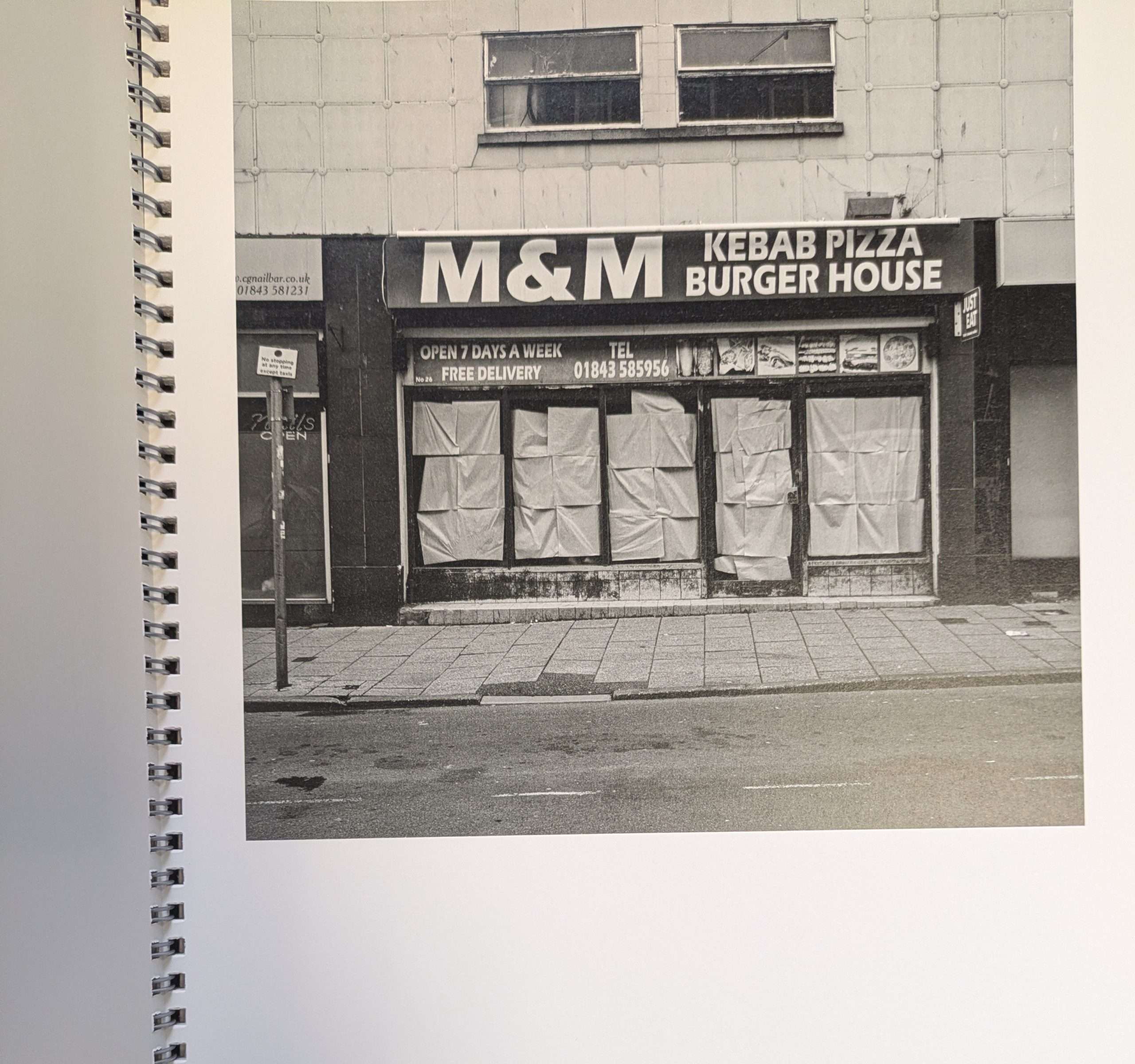 Martin Amis: Closed (Signed) (2022) - Image 3